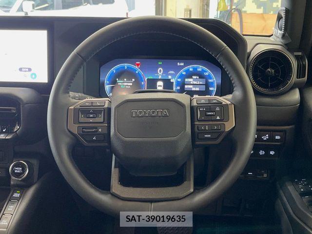 Toyota Land Cruiser 250 2025-02 7220489-10
