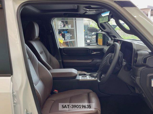 Toyota Land Cruiser 250 2025-02 7220489-6