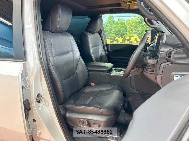 Toyota Land Cruiser 250 2024-09 7220468-7