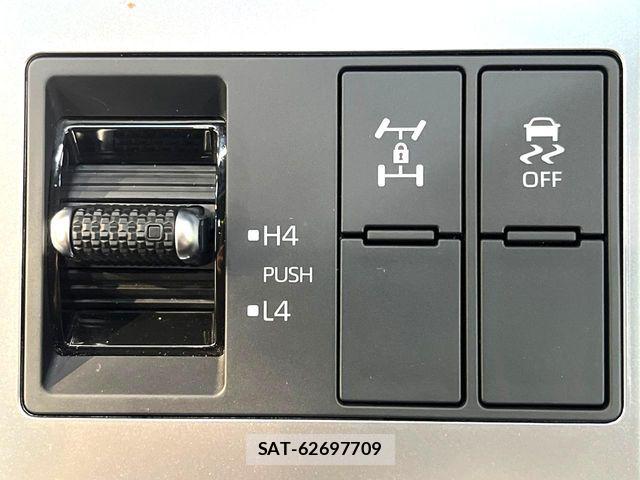 Toyota Land Cruiser 250 2024-09 7220473-3