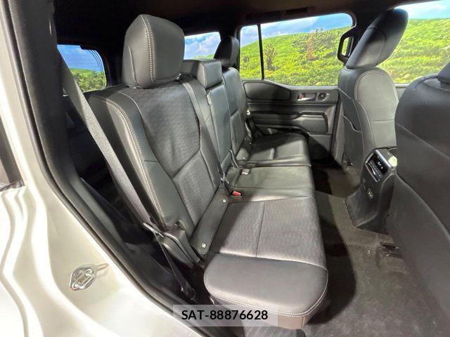 Toyota Land Cruiser 250 2025-04 7220494-8