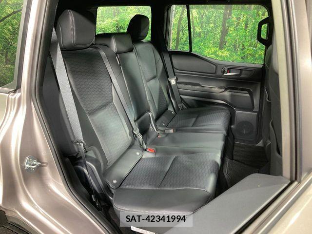 Toyota Land Cruiser 250 2025-05 7251207-8