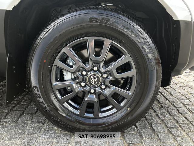 Toyota Land Cruiser 250 2025-04 7251209-7