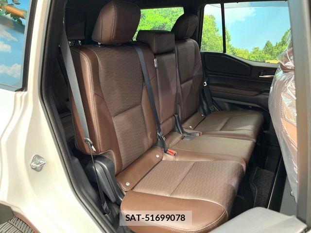 Toyota Land Cruiser 250 2024-11 7251199-10