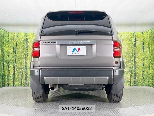 Toyota Land Cruiser 250 2024-10 7251210-15