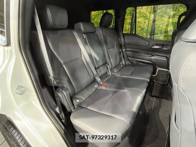 Toyota Land Cruiser 250 2024-09 7272154-8