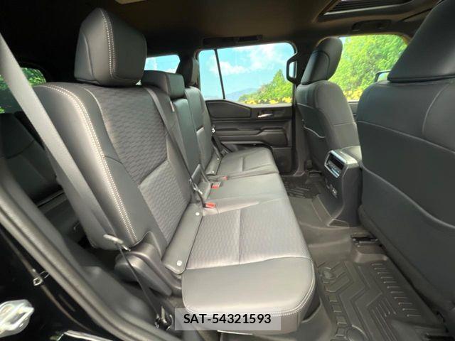 Toyota Land Cruiser 250 2025-08 7272152-8
