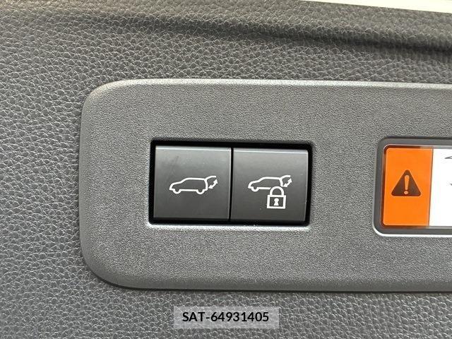 Toyota Land Cruiser 250 2024-10 7327806-16