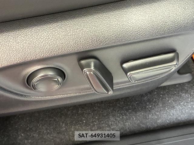 Toyota Land Cruiser 250 2024-10 7327806-18