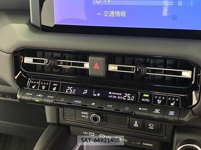 Toyota Land Cruiser 250 2024-10 7327806-19