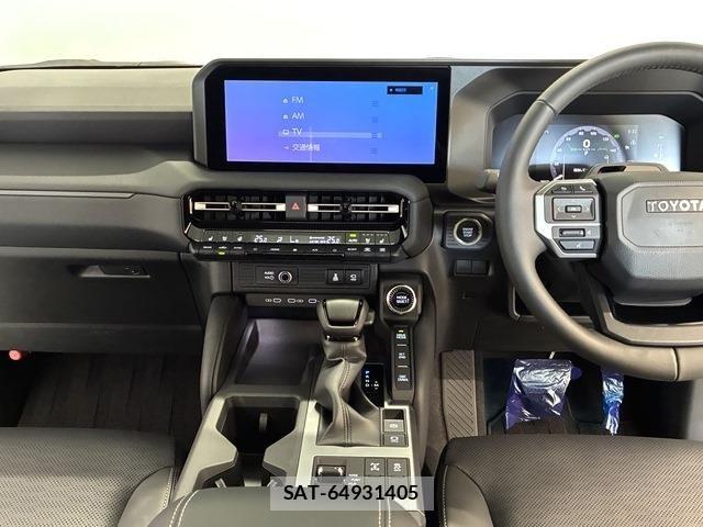 Toyota Land Cruiser 250 2024-10 7327806-24