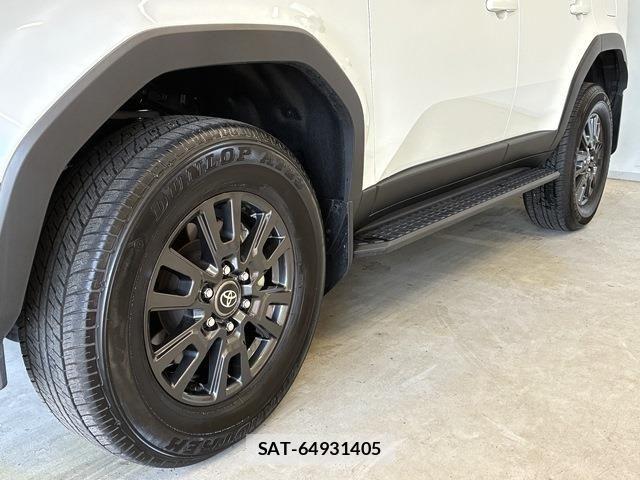 Toyota Land Cruiser 250 2024-10 7327806-25