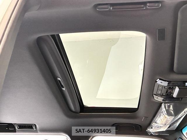 Toyota Land Cruiser 250 2024-10 7327806-6