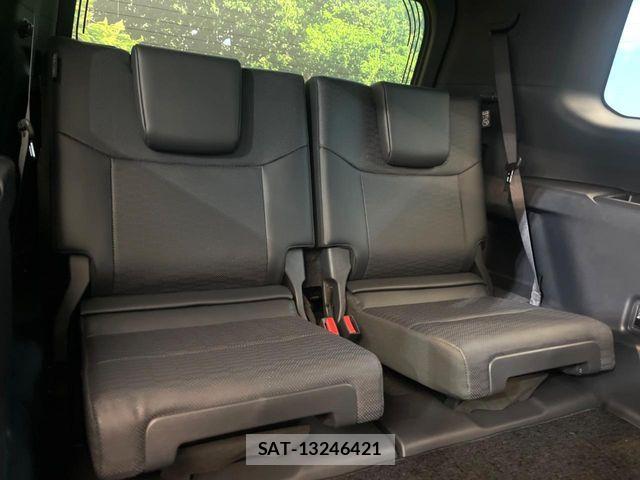 Toyota Land Cruiser 250 2024-08 7327815-9
