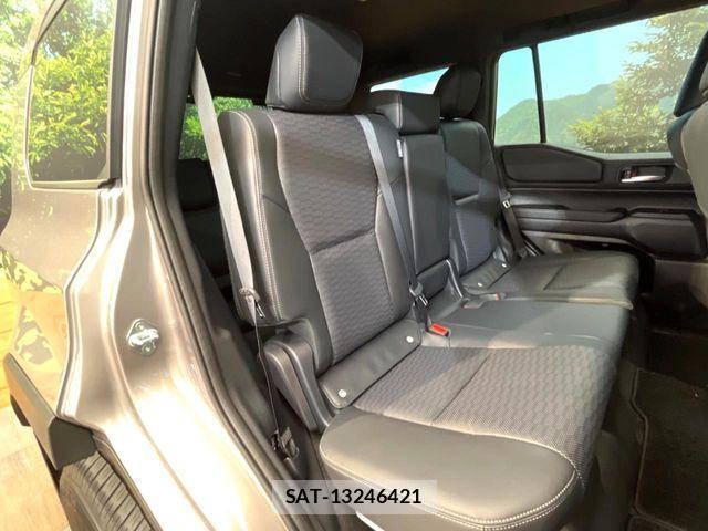Toyota Land Cruiser 250 2024-08 7327815-8