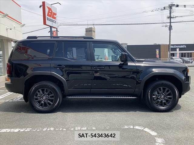 Toyota Land Cruiser 250 2024-10 7327812-11