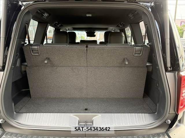 Toyota Land Cruiser 250 2024-10 7327812-21