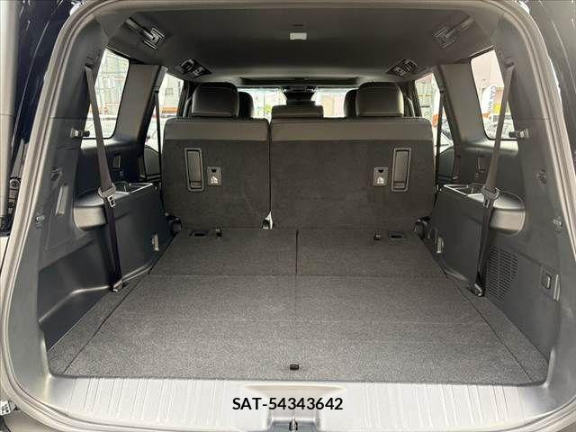 Toyota Land Cruiser 250 2024-10 7327812-22