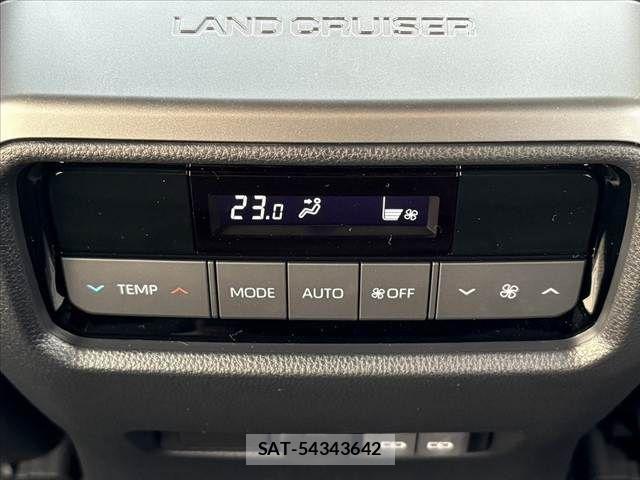 Toyota Land Cruiser 250 2024-10 7327812-25