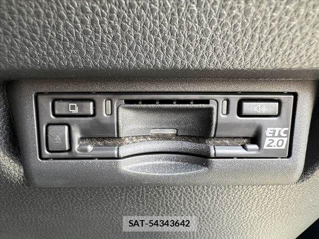 Toyota Land Cruiser 250 2024-10 7327812-29