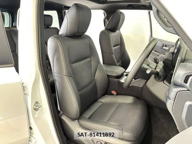 Toyota Land Cruiser 250 2024-11 7327809-10