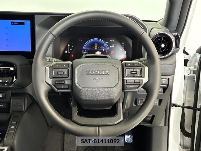 Toyota Land Cruiser 250 2024-11 7327809-24