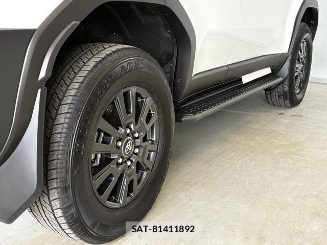 Toyota Land Cruiser 250 2024-11 7327809-26
