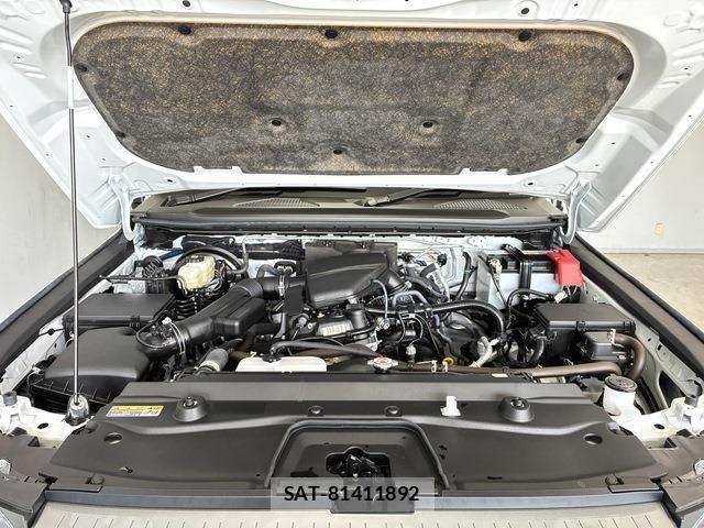 Toyota Land Cruiser 250 2024-11 7327809-27