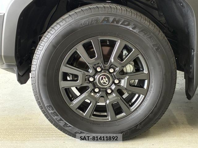 Toyota Land Cruiser 250 2024-11 7327809-8