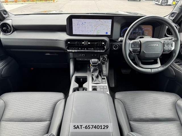 Toyota Land Cruiser 250 2024-08 7327805-1
