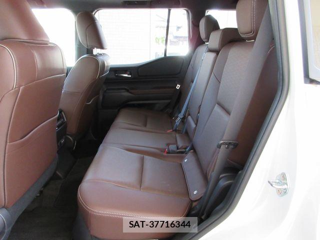 Toyota Land Cruiser 250 2024-07 7327816-21