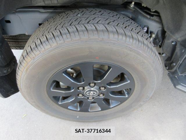 Toyota Land Cruiser 250 2024-07 7327816-29