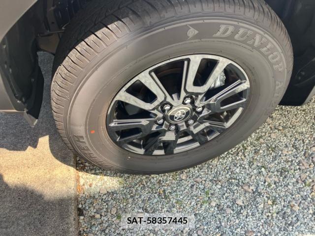 Toyota Land Cruiser 250 2025-06 7327807-3