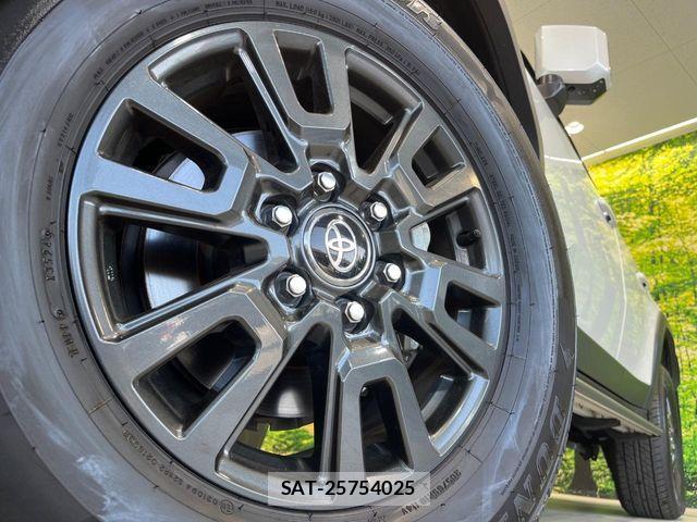 Toyota Land Cruiser 250 2024-09 7327813-12
