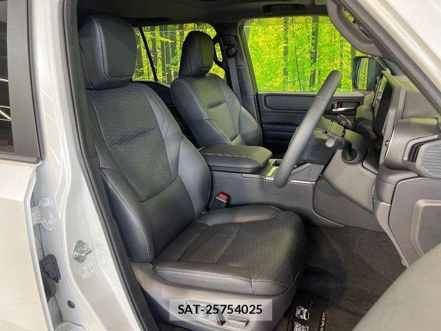 Toyota Land Cruiser 250 2024-09 7327813-7