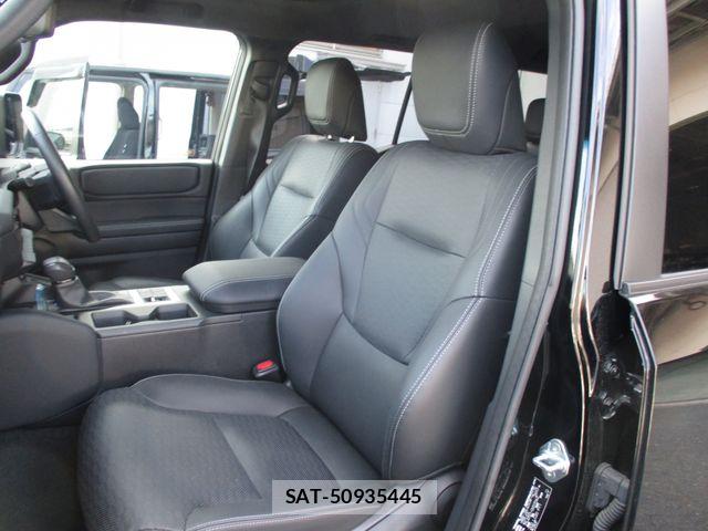Toyota Land Cruiser 250 2024-10 7327819-10