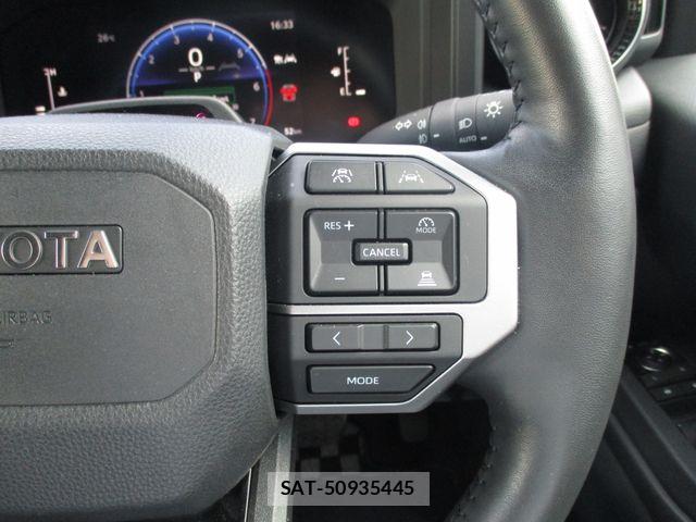 Toyota Land Cruiser 250 2024-10 7327819-17