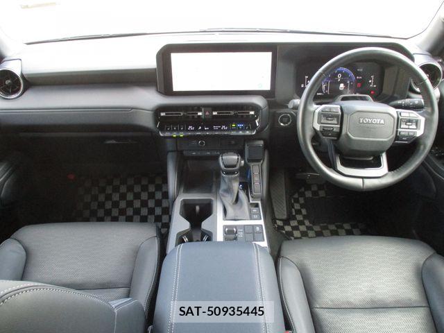 Toyota Land Cruiser 250 2024-10 7327819-1