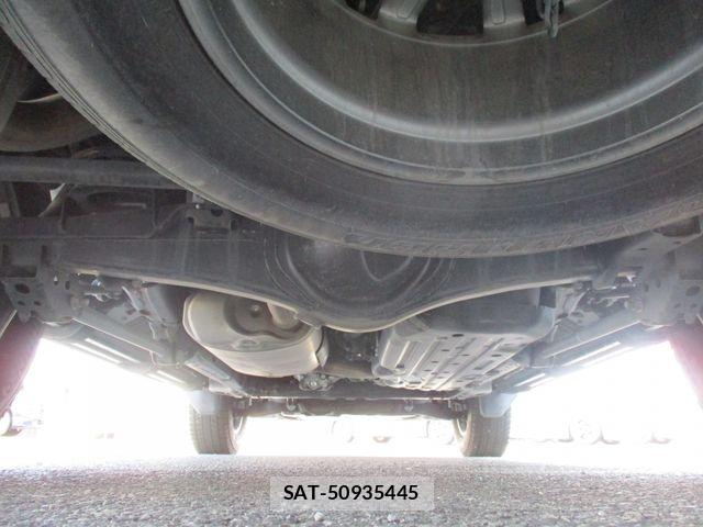 Toyota Land Cruiser 250 2024-10 7327819-25