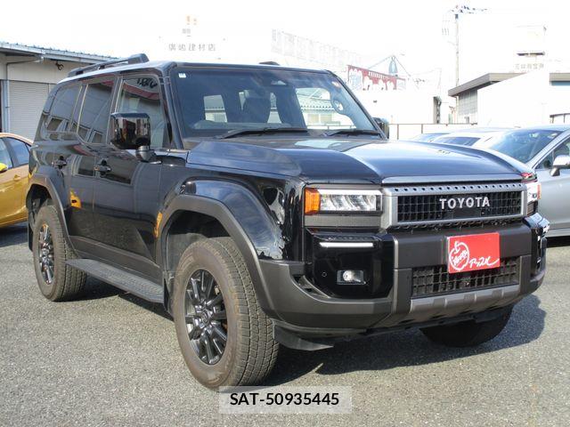 Toyota Land Cruiser 250 2024-10 7327819-3