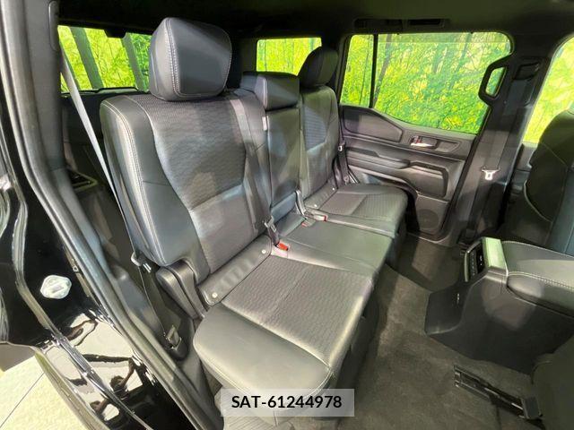 Toyota Land Cruiser 250 2024-09 7327811-9
