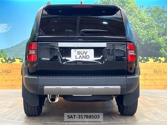 Toyota Land Cruiser 250 2024-10 7327818-15