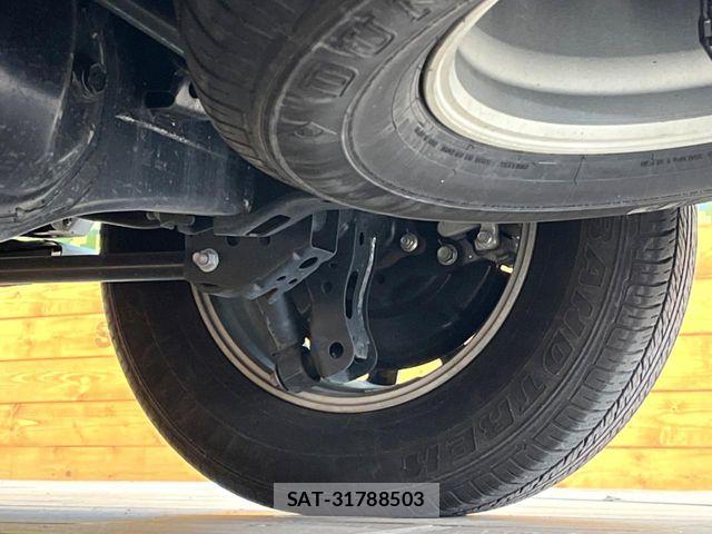 Toyota Land Cruiser 250 2024-10 7327818-18