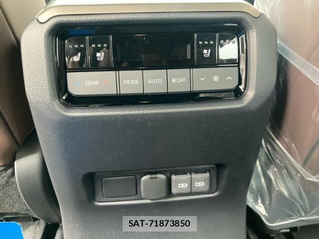 Toyota Land Cruiser 250 2026-05 7327802-15
