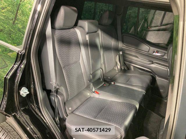 Toyota Land Cruiser 250 2025-09 7327810-8