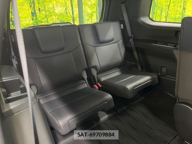 Toyota Land Cruiser 250 2024-10 7327817-11
