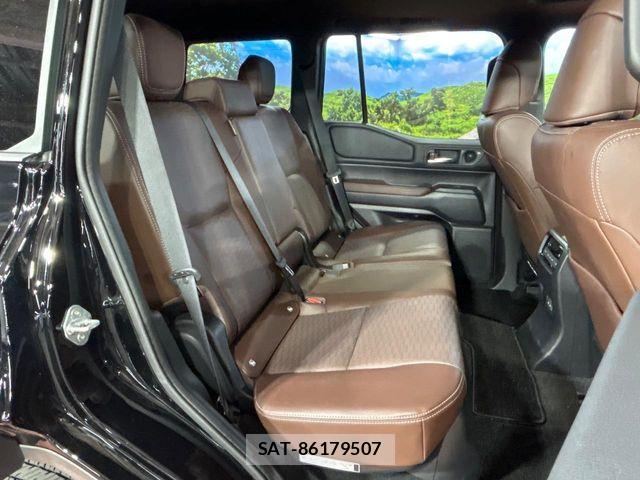 Toyota Land Cruiser 250 2024-11 7358330-8