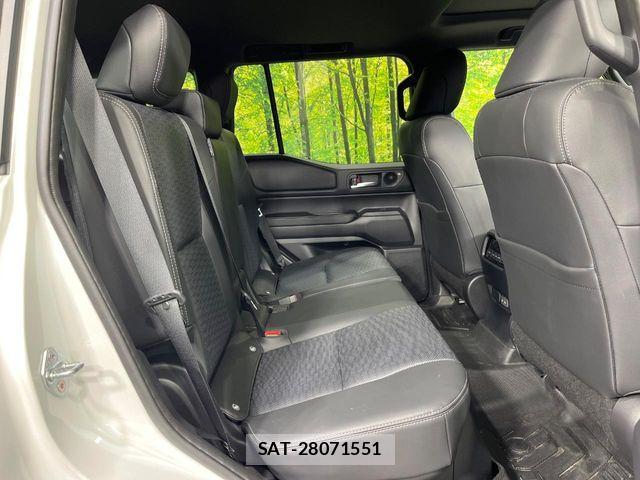 Toyota Land Cruiser 250 2024-09 7358328-8