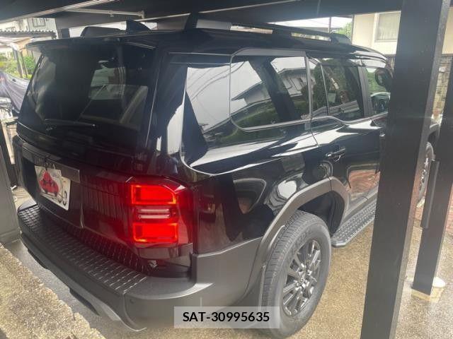Toyota Land Cruiser 250 2024-10 7358337-2