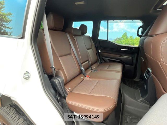 Toyota Land Cruiser 250 2025-02 7358326-7